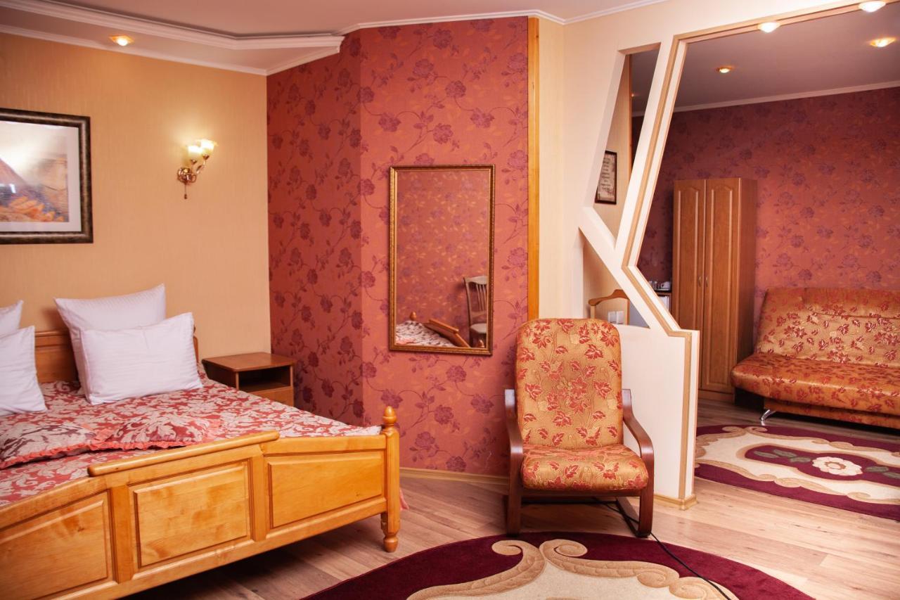 Piligrim 1 Hotel Mikolajiv Kültér fotó